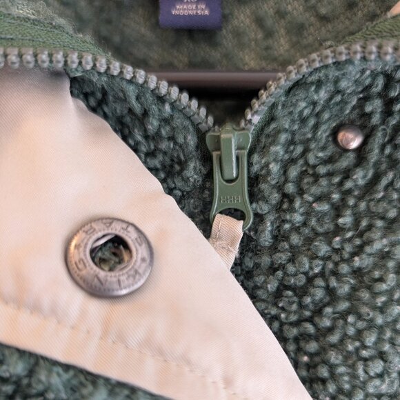 Universal Thread Goods Co. Kangaroo Pouch Sweater – XS Dark Green - Picture 3 of 8